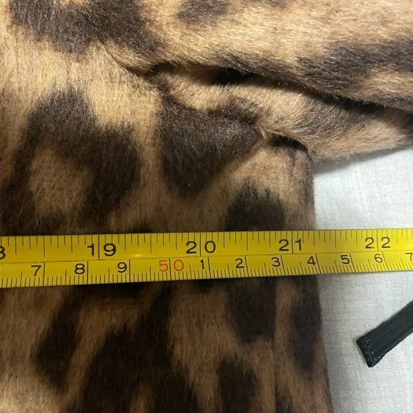 Brand NEW never worn. Leopard Print Women's Coat - Picture 8 of 11